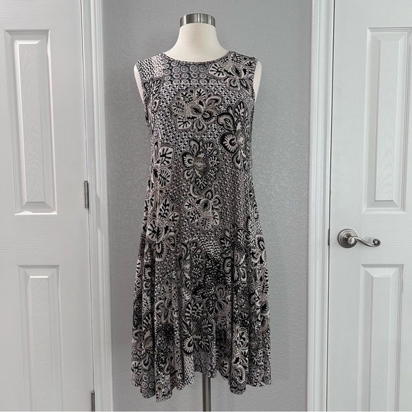 Style & Co Swing Dress - Picture 2 of 9